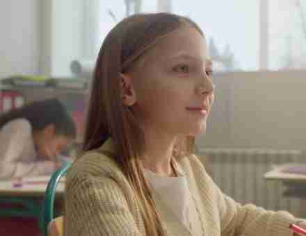 彩霸王光电公司简介